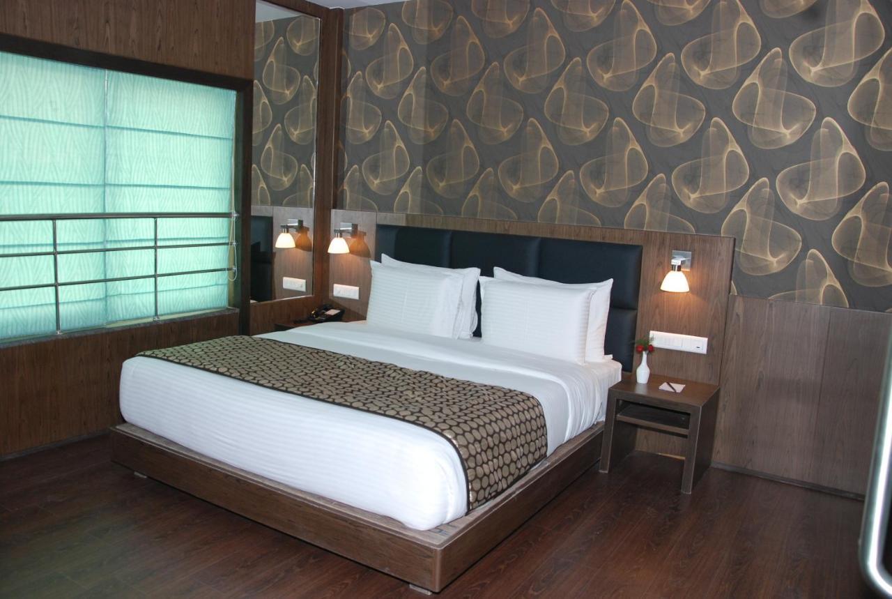 Pride Ananya Hotel 4*